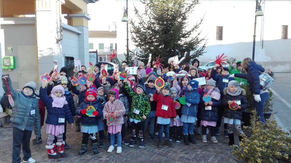 IMG 3385.JPGalbero paese1